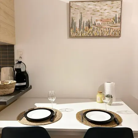 Le Marguerite & Le Melange Savant